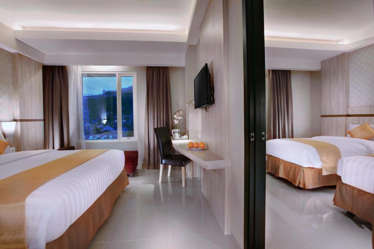 Aston Lampung City Hotel Bandar Lampung Exterior foto